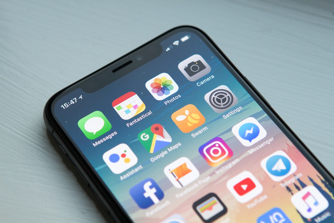 Smartphone met beschadigd scherm